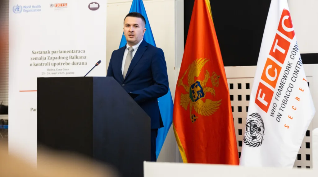 Pejović: Skupština će insistirati na potpunoj zabrani pušenja u zatvorenim prostorima