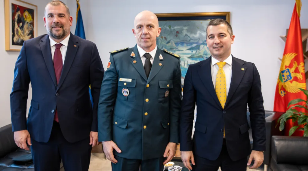 Bečić: Niti jedan častan i profesionalan pojedinac neće biti pomjeren iz službe, veting budućnost društva