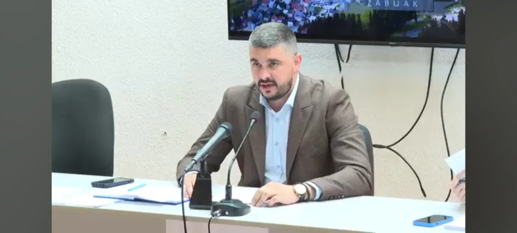 Popović: Ne smijemo dozvoliti da se Žabljak tretira kao opština drugog reda