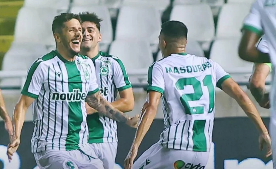 Jovetić donio pobjedu Omoniji, majstorska asistencija Vukotića (VIDEO)