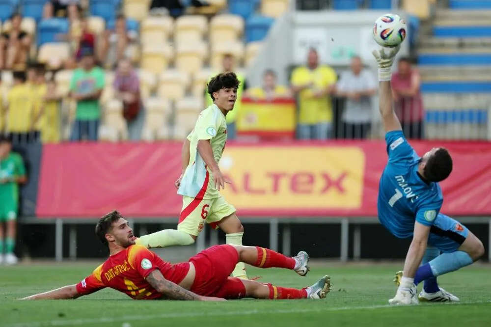 Španija je ipak druga dimenzija: Težak poraz “sokolića” na oproštaju od debitantskog Eura