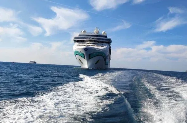 U barsku luku uplovio megakruzer Sun Princess