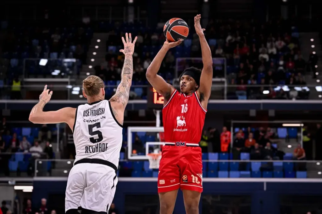 Ledej presudio Partizanu, Olimpijakos bolji od Barselone u Pireju