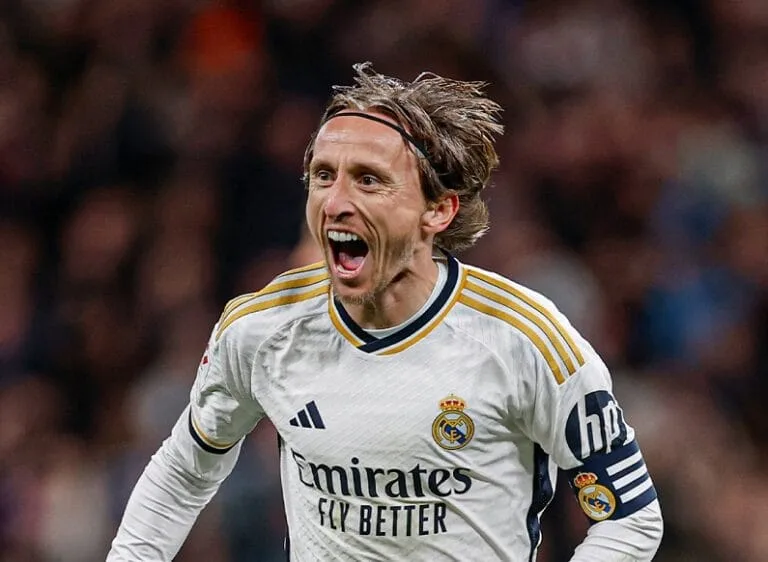 Modrić postaje manjinski vlasnik kluba iz Čempionšipa