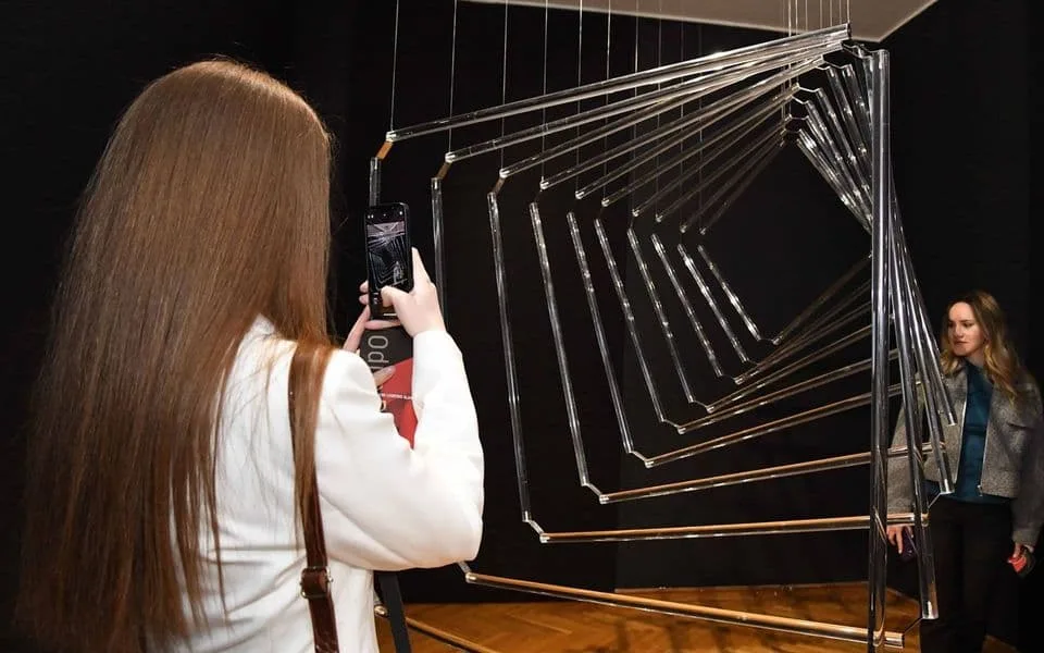 Izložba radova arhitektice i umjetnice Odil Dek: Pitanja o granicama prostora