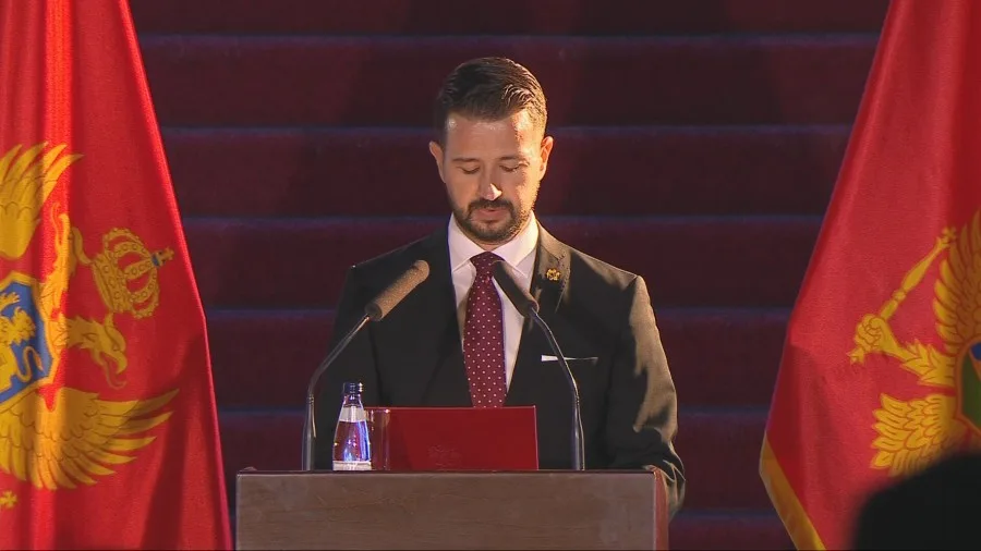 Milatović: 13. jul poruka je da se pred silom ne povijamo