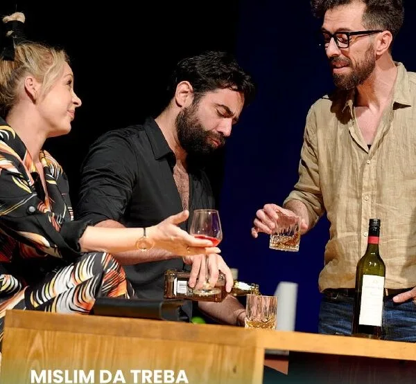 Predstava “Mislim da treba da razgovaramo” večeras u KIC-u