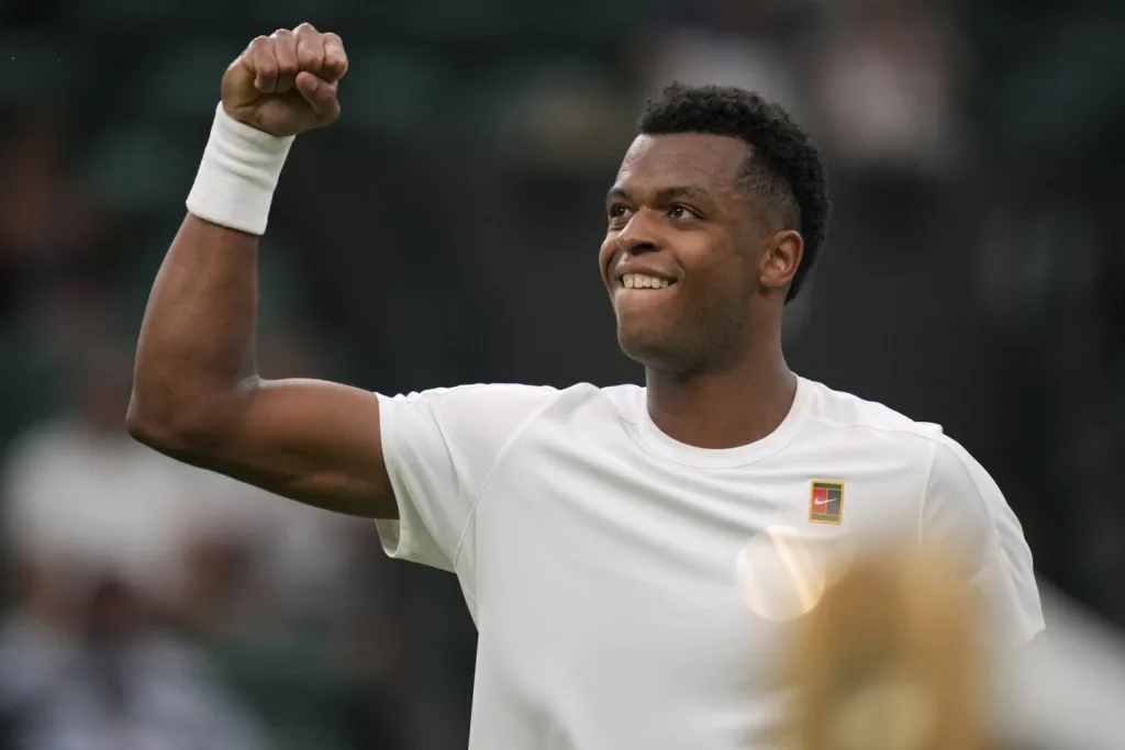 Mpeči Perikar odservirao najbrži servis ikada na Vimbldonu, ali izgubio poen