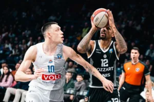 Budućnost nemoćna u Beogradu, Partizan trojkama do ubjedljive pobjede