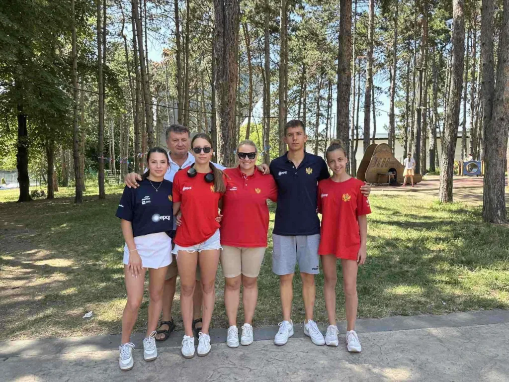 Uspješan debi crnogorskih plivača na COMEN CUP-u: Novi kadetski rekord za Katarinu Đurašković