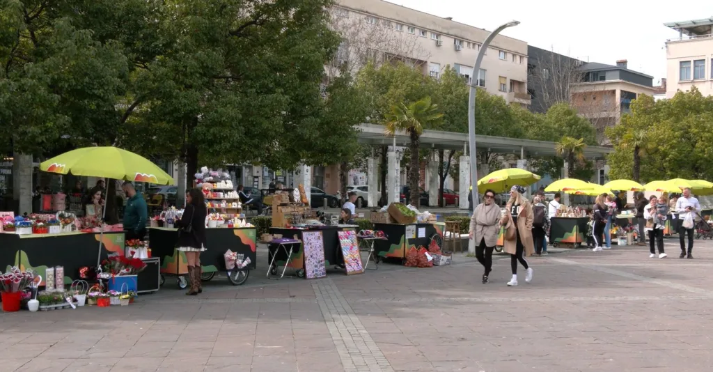 Pokretna pijaca opravdala očekivanja: Interesovanje građana veliko, najavljena češća organizacija