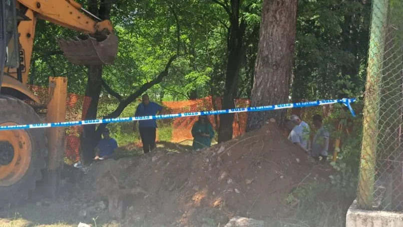 Nikšić: Izvršena reekshumacija, sumnja se da posmrtni ostaci pripadaju ubijenim članovima porodice Klapuh