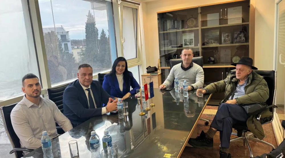 Šćekić sa Joksimovićem: Položaj penzionera nije na nivou koji su zaslužili