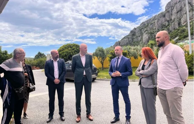 Spalević sa mještanima Smokovca i Gornje Vrbice: Problem vodosnabdijevanja rješavamo nakon decenija iščekivanja