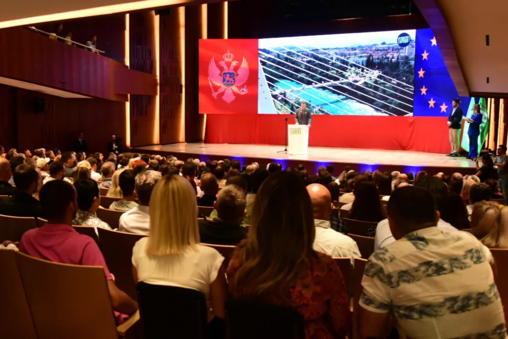 Podgorička URA: Mujović ponizio FK Budućnost, partijska podjela klubova uništava sport u Glavnom gradu