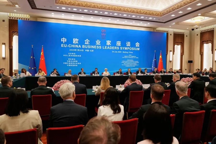 Napet samit u Pekingu: Kina i EU pozvale na akciju povodom klimatskih promjena