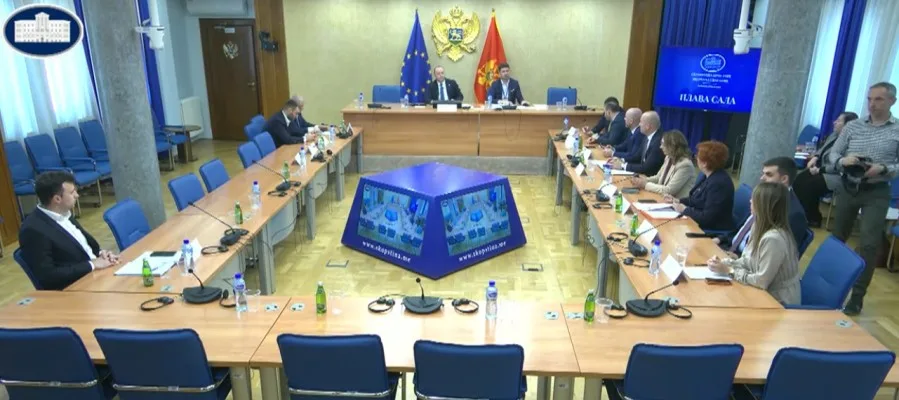 Zakon o zaradama treba mijenjati; Cetinju veća budžetska izdvajanja za razvoj