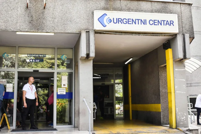 Novi incident u Urgentnom: Pacijent osoblju prijetio nožem, policija ga privela