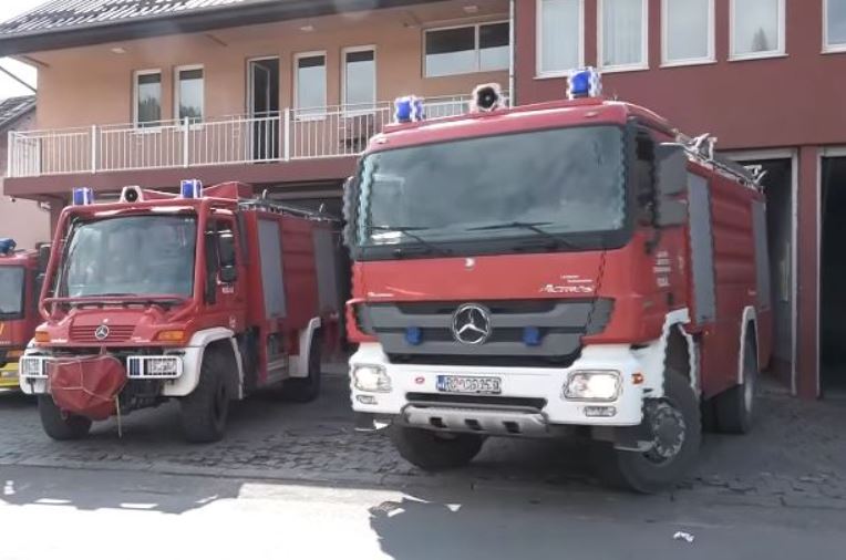 Rožaje: Četiri vatrogasca povrijeđena prilikom gašenja požara na kući