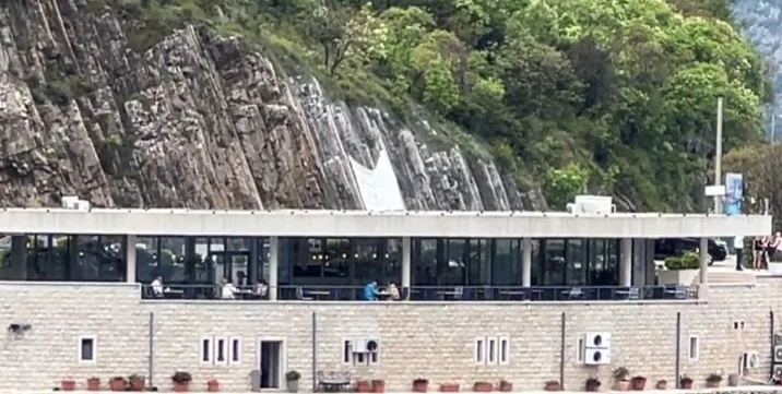 Kontroverzni privremeni objekat “Verige 65“: Država na gubitku, zarađuju samo odabrani