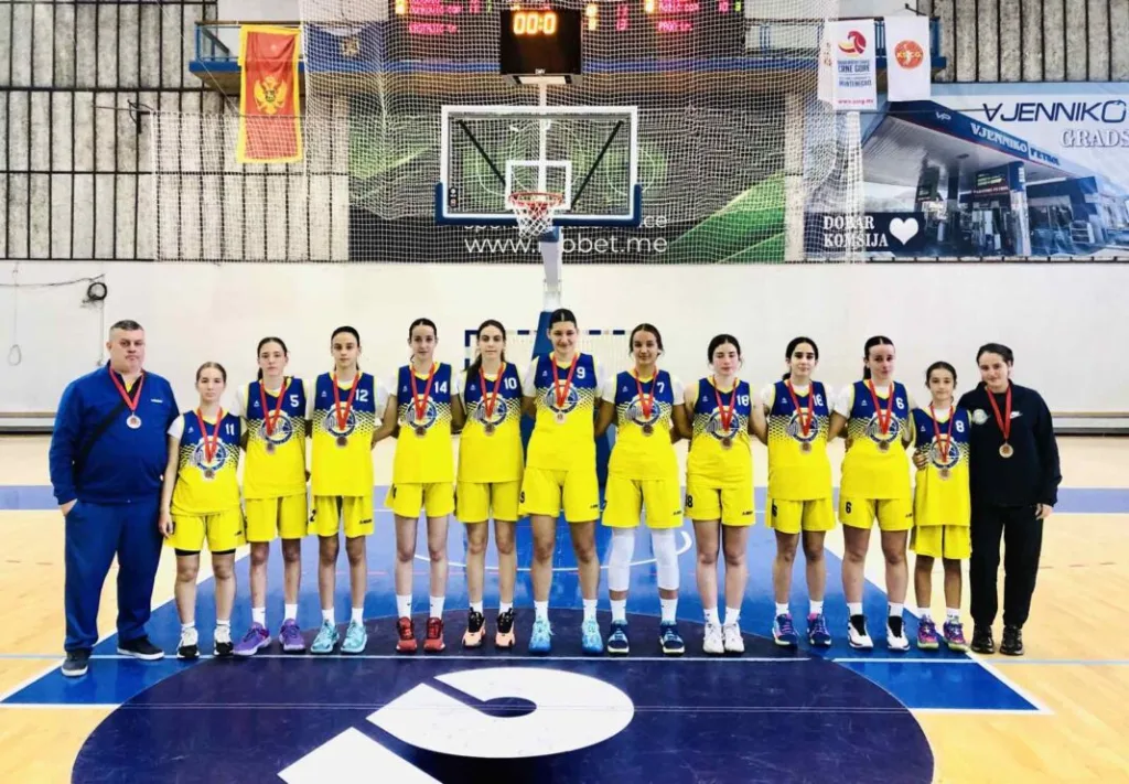 Kadetkinje Primorja vicešampionke Crne Gore