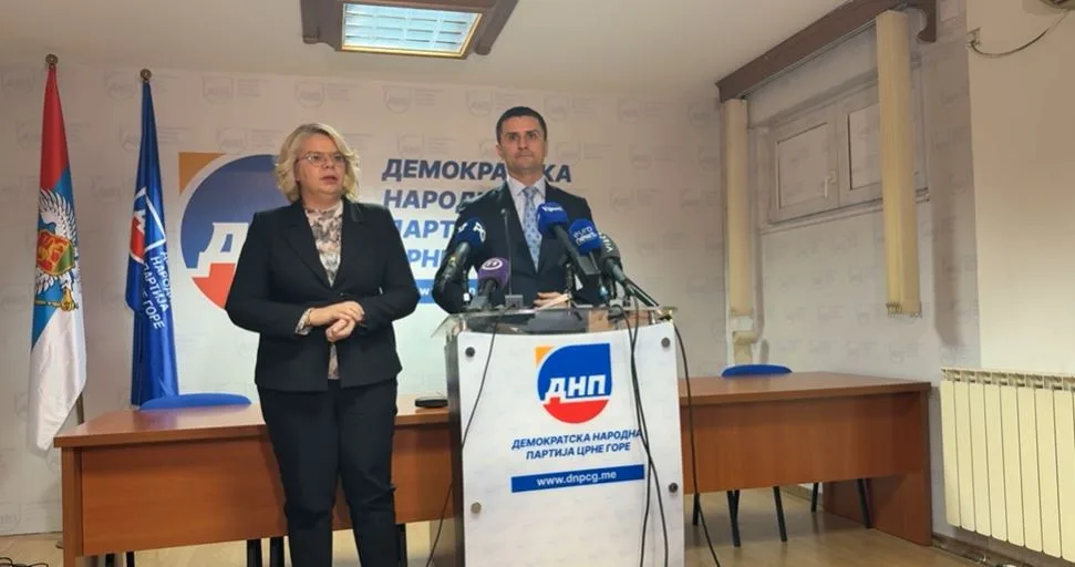 Počela sjednica Predsjedništva DNP-a; Knežević: Držimo riječ, borimo se za principe