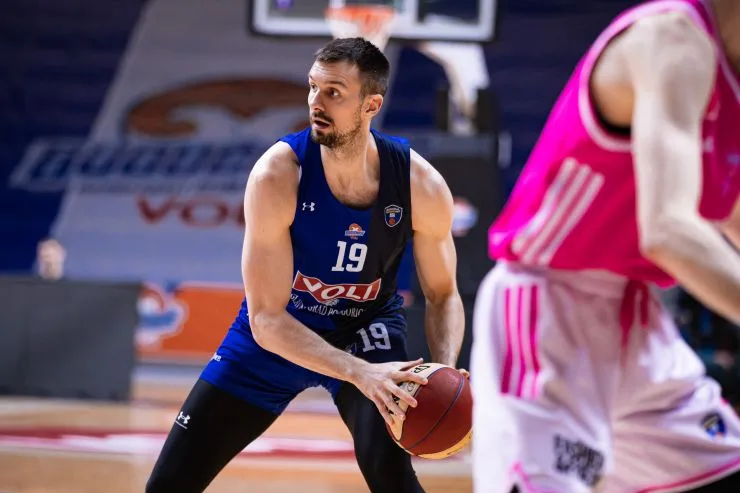 Budućnost u trećoj četvrtini slomila otpor Lovćena i zakazala polufinale sa SC Derbijem