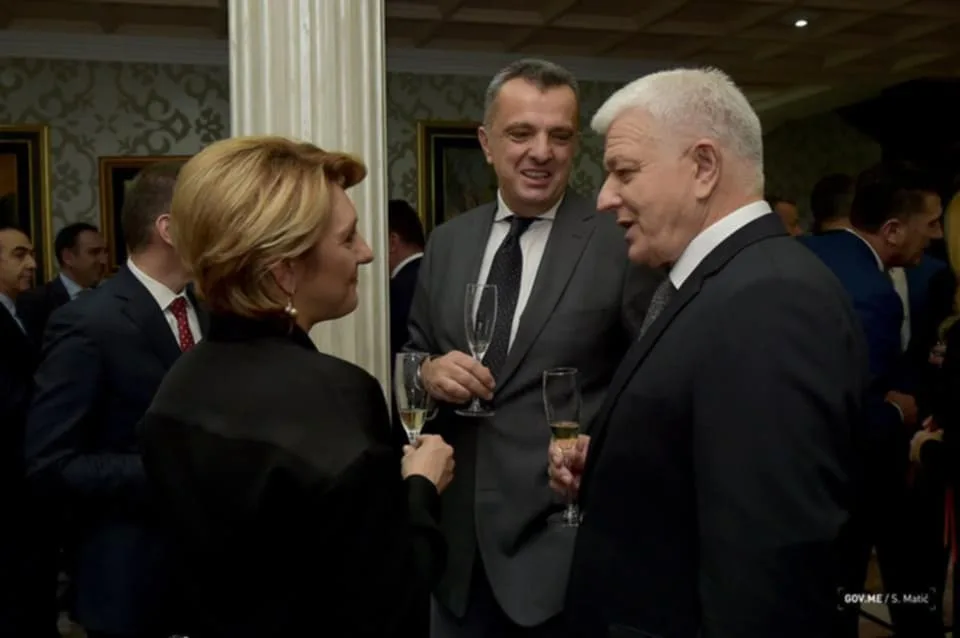 Otašević: “Lovim teroriste” kad kritikujem i otkrivam ko svoje džepove puni novcem građana