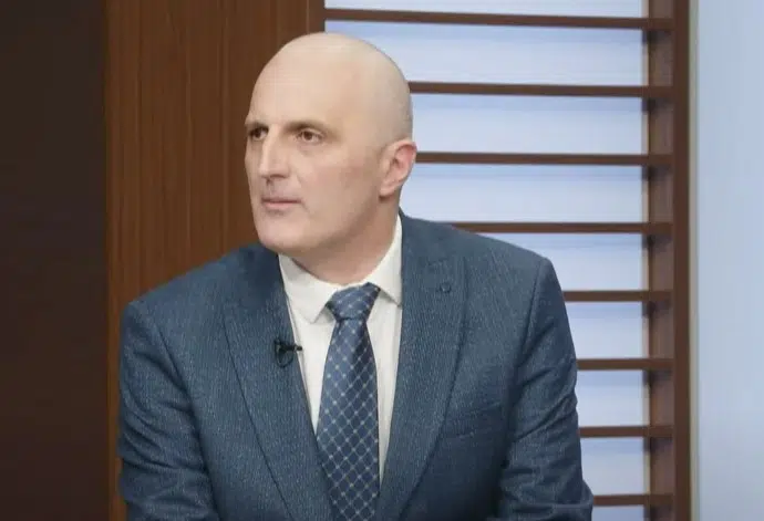 Mrkić: Izbor predsjednice SO unutarpartijski dogovor, potrebniji sam kao direktor bolnice