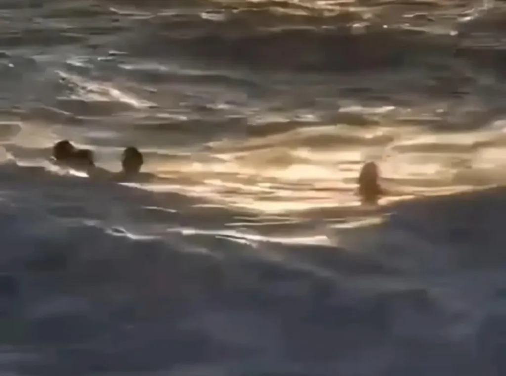 Na Kalamper plaži u Baru drama, djevojčica spašena u posljednjem trenutku