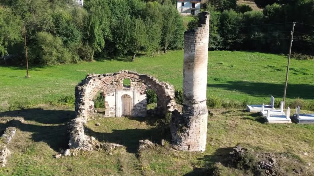 Reagovanje Medžlisa Bijelo Polje na izlaganje ministarke Vujović u odgovoru na poslaničko pitanje o Hajdar-pašinoj džamiji