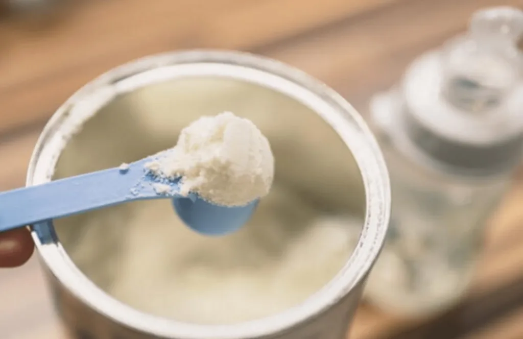 Povlače se sa tržišta serije formule za odojčad u kojima je utvrđen toksin cereulida