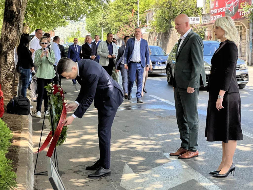 Mujović: Jovanović zbog istine odvojen od nas