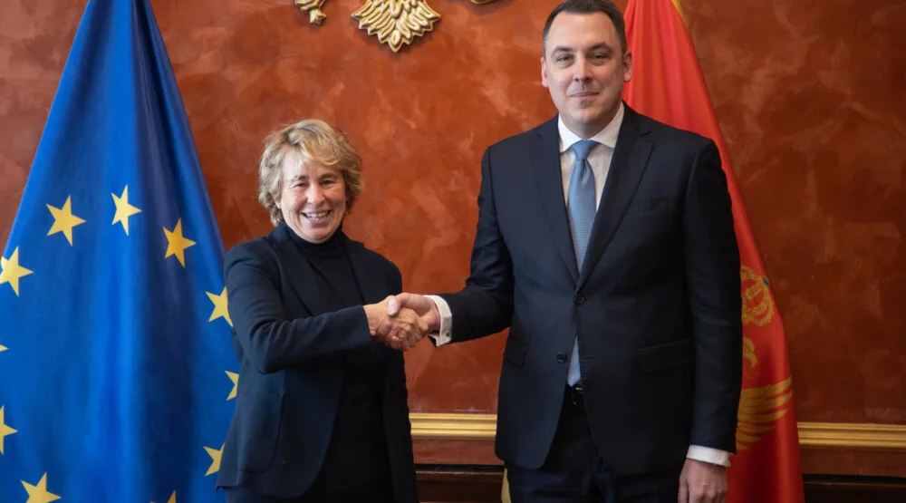 Parlamentarna opozicija postigla dogovor sa Vladom kako bi izašli iz političke krize