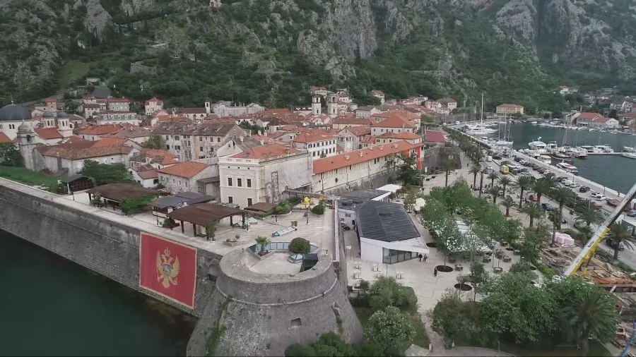 TO Kotor bilježi ilegalnu naplatu ulaznica za obilazak zidina