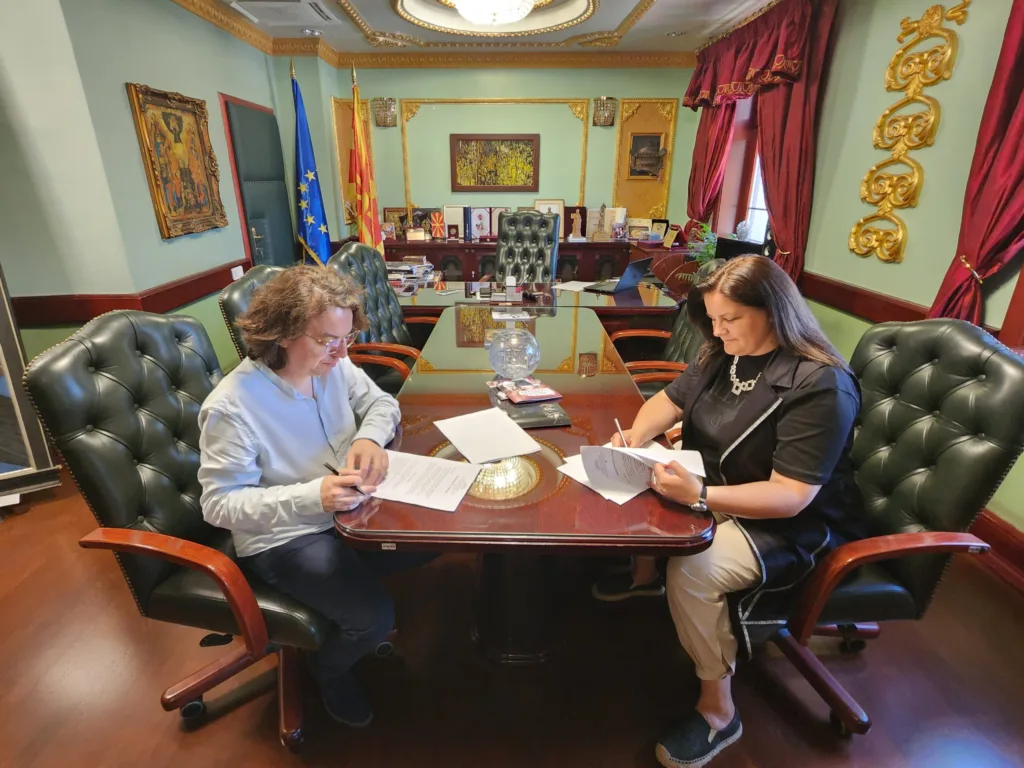 Gradsko pozorište Podgorica i Makedonski narodni teatar potpisali Memorandum o saradnji: