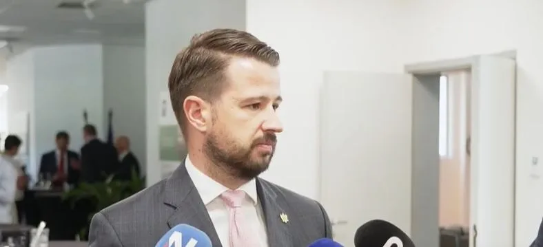(VIDEO) Milatović: Neki poslanici PES-a se služe neistinama, ministar UAE zahtijevao razgovor sa mnom