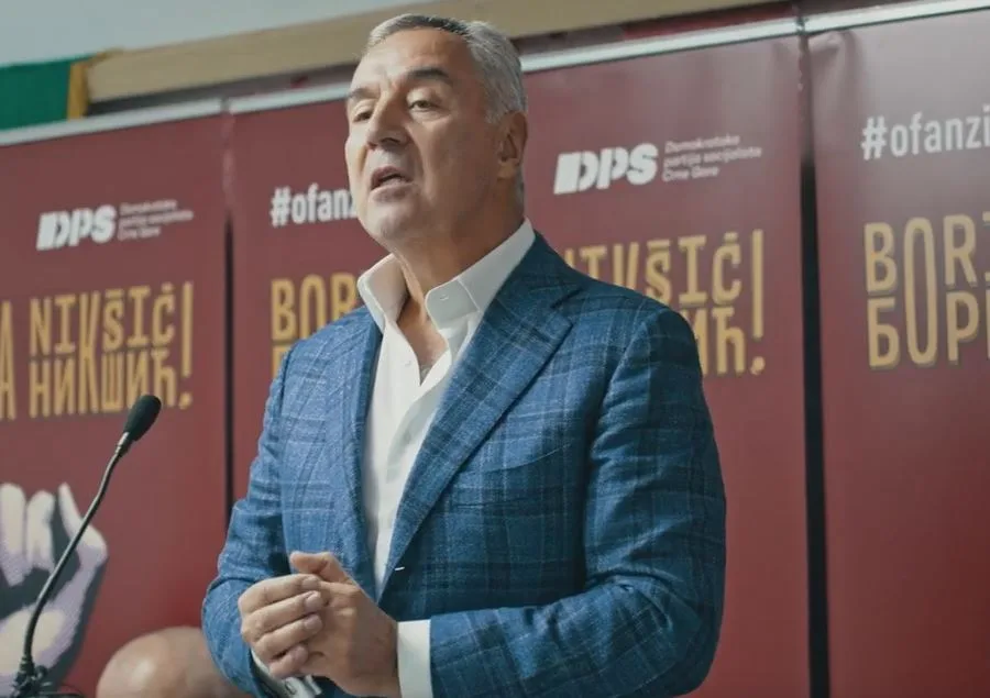 Ðukanović na Grahovu: Ko god je elementarno odgovoran prema svom potomstvu, nema pravo da sjedi skrštenih ruku u ovakvim vremenima