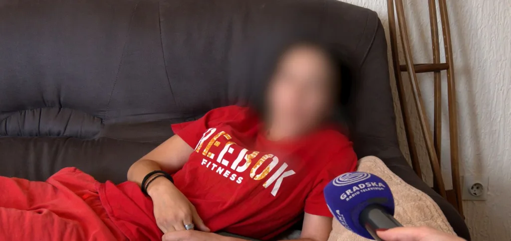 Djevojka fizički napadnuta nakon rasprave u saobraćaju, policija traga za napadačem