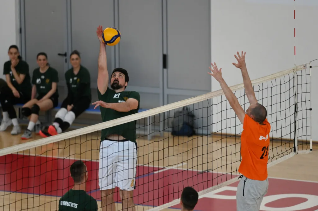 Ekonomski fakultet i Studentski dom iz Nikšića izborili finale nakon uzbudljivih mečeva