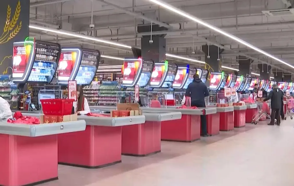 Neradna nedjelja ukinuta – trgovine ipak zatvorene?