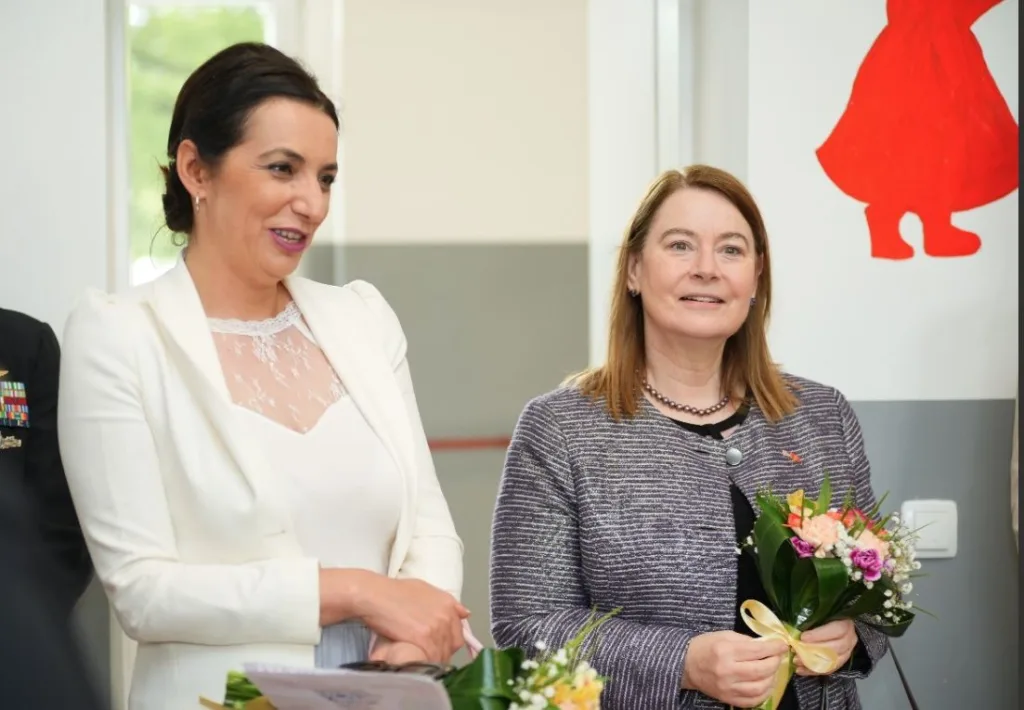 Anđela Jakšić-Stojanović i Rajnke: Preko 400.000 eura za rekonstrukciju OŠ ,,Ivan Vušović” u Nikšiću