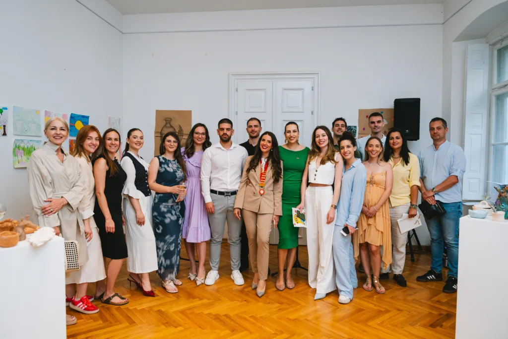 Završena humanitarna akcija „Dječji crtež za dječju radost“: Prikupljeno 4.040 eura za dvorište Resursnog centra Podgorica