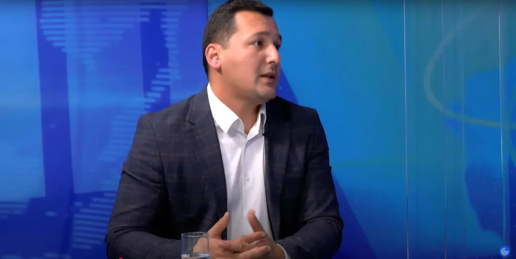 Simunović: Imenovanje Mirne Nikčević prst u oko onima koji su srušili bivši režim 2020. godine i promocija antisrpstva