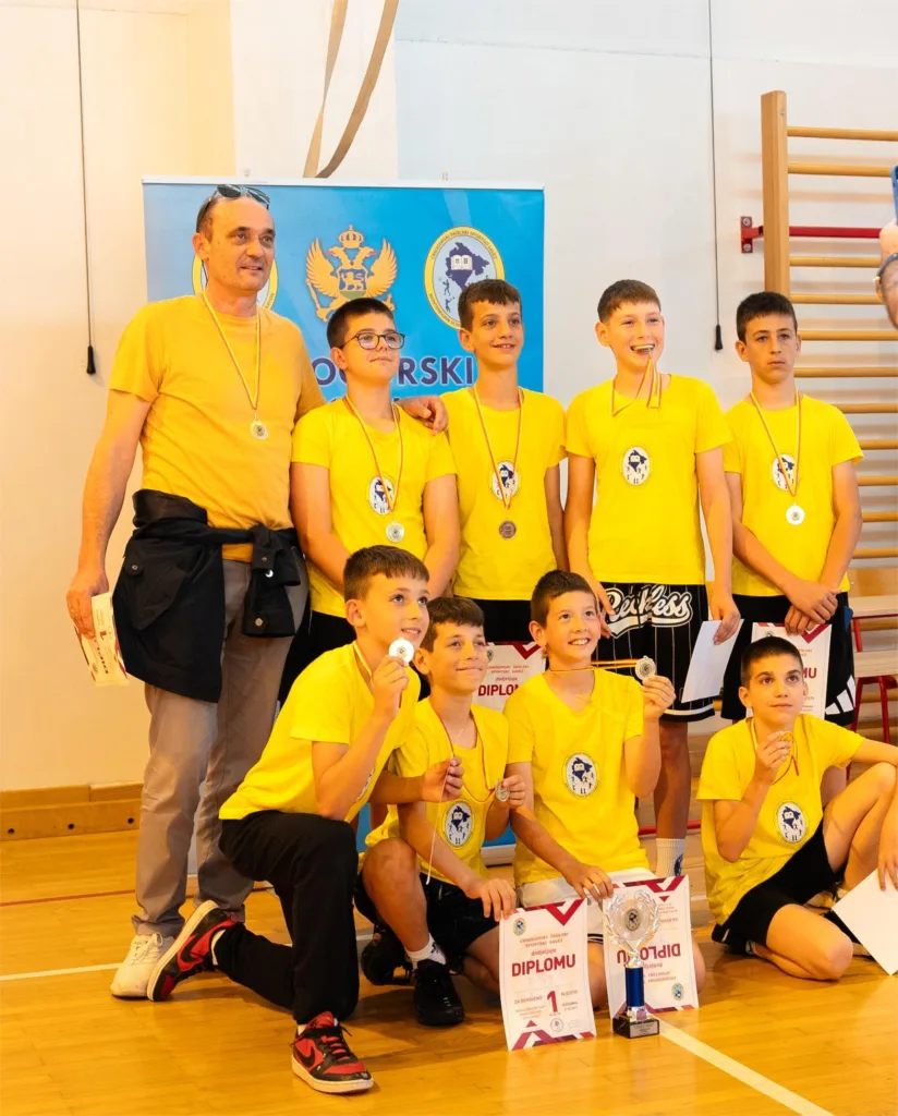 Košarkašice i košarkaši iz Herceg Novog ponovo najbolji na Školskim sportskim igrama