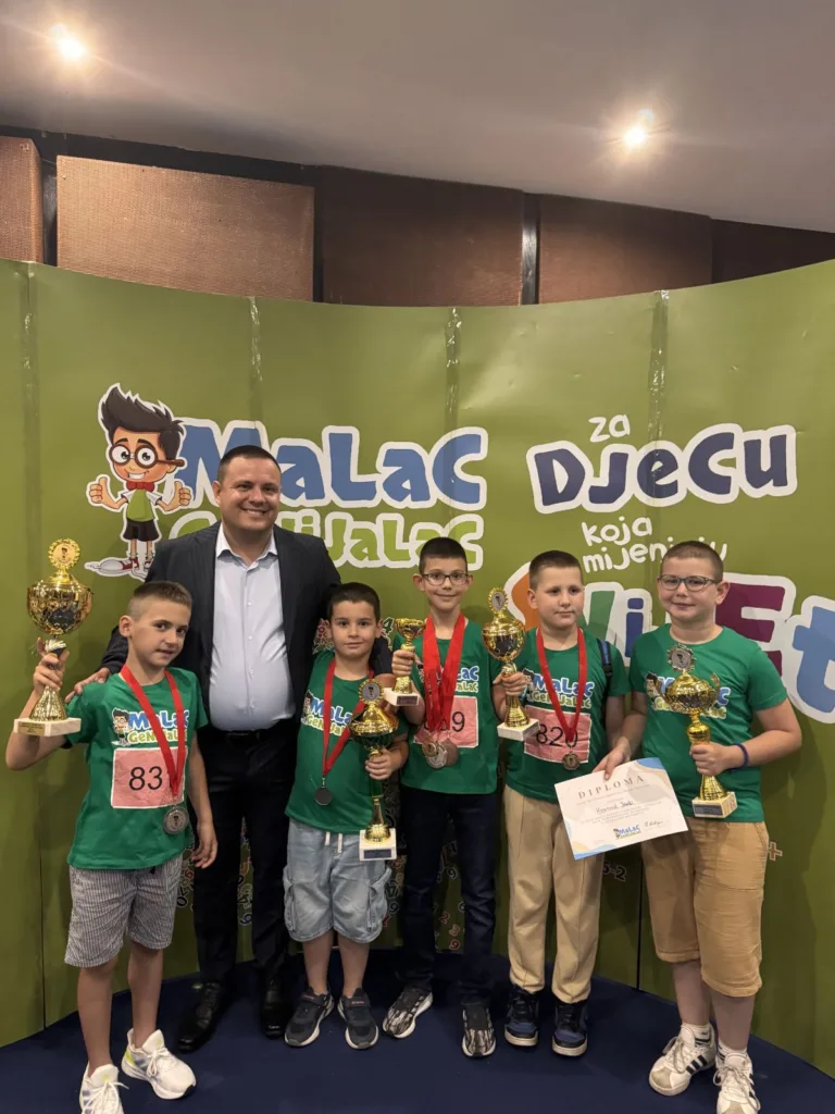 Genijalci iz Crne Gore osvojili devet medalja