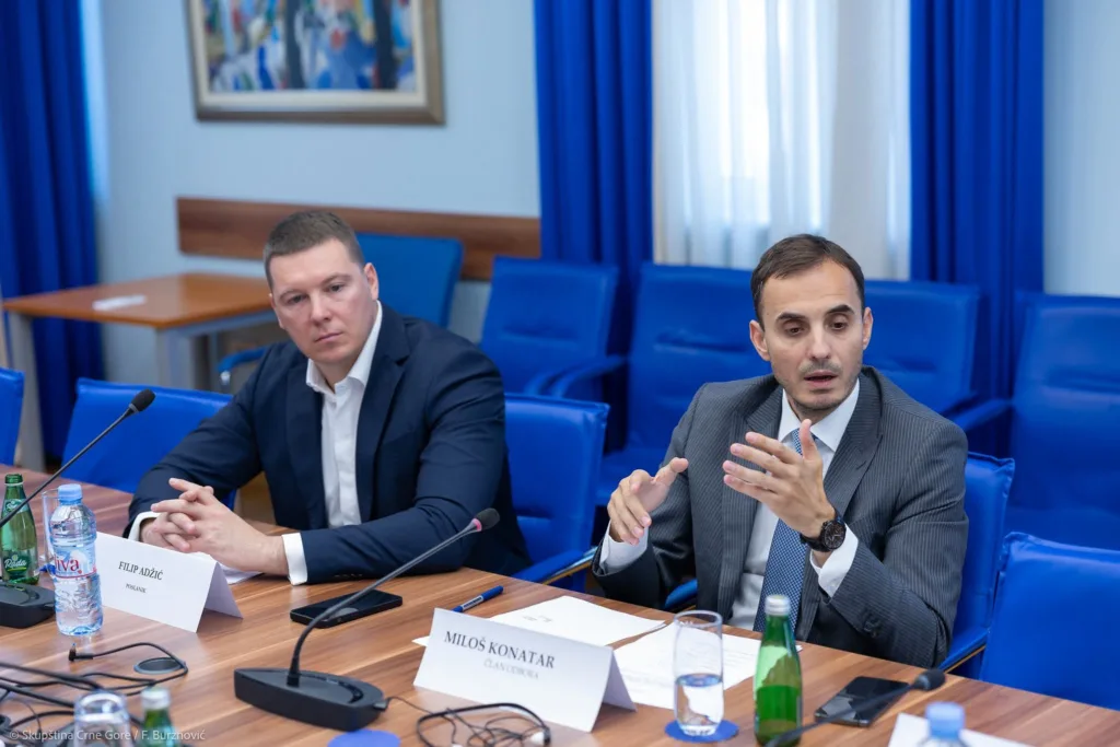 URA: Svi poslanici da podrže predlog za obeštećenje bivših zaposlenih u tekstilnoj i kožarskoj industriji