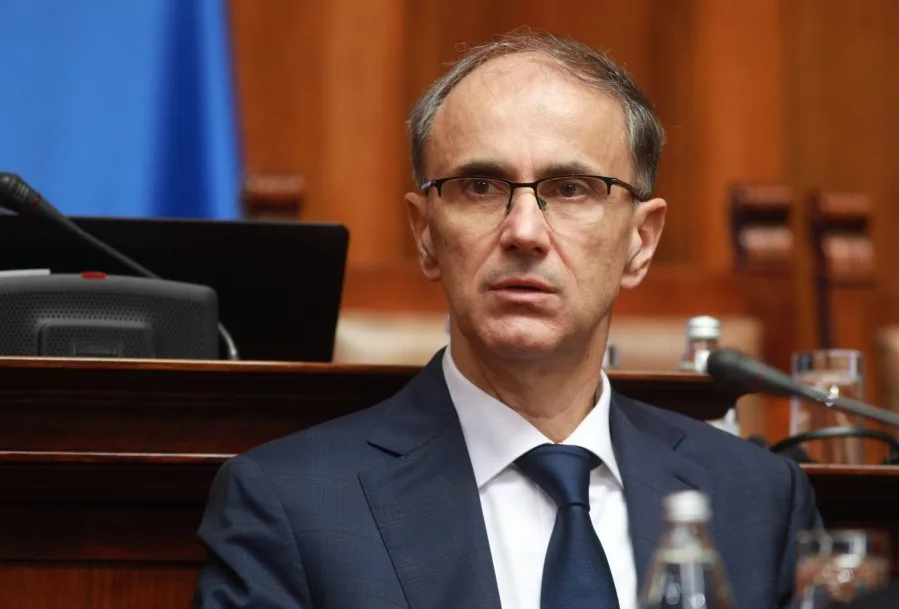 Srbija dobila novu Vladu, premijer Macut