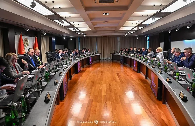 Vlada donijela Odluku o prenosu prava raspolaganja na nepokretnosti Glavnom gradu Podgorica