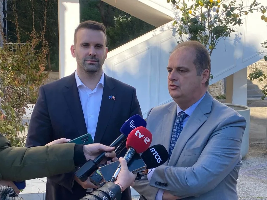 Spajić: Alabar odustaje od devet plaža i prepušta ih našim građanima